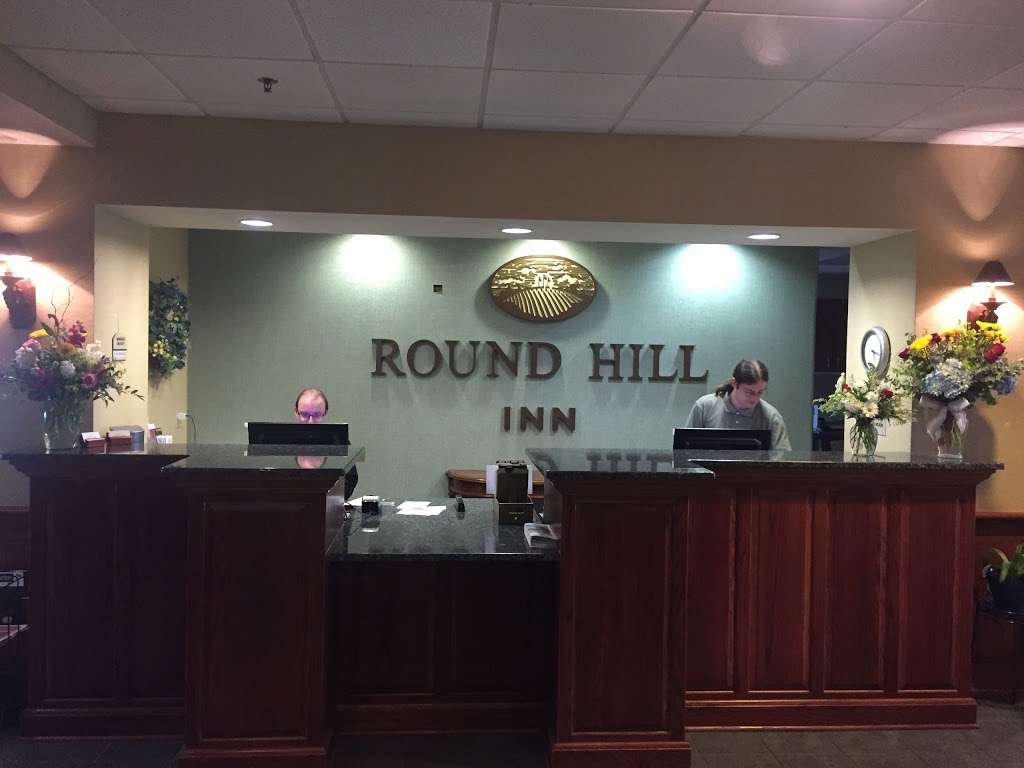 Round Hill Inn | 750 Round Hill Rd, Orange, VA 22960, USA | Phone: (540) 672-6691