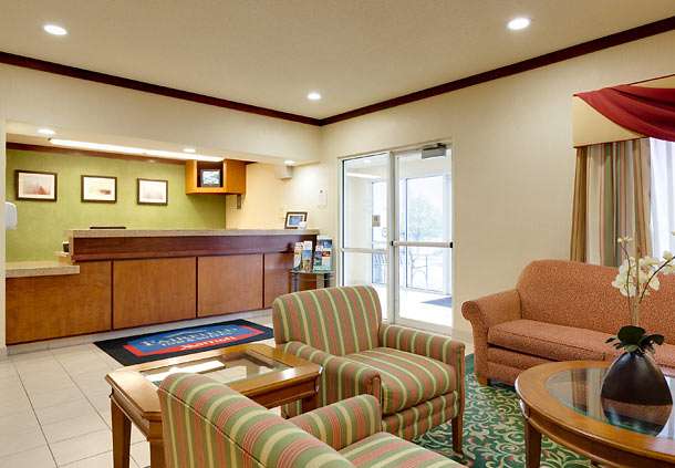 Fairfield Inn & Suites by Marriott Valparaiso | 2101 E Morthland Dr, Valparaiso, IN 46383, USA | Phone: (219) 465-6225