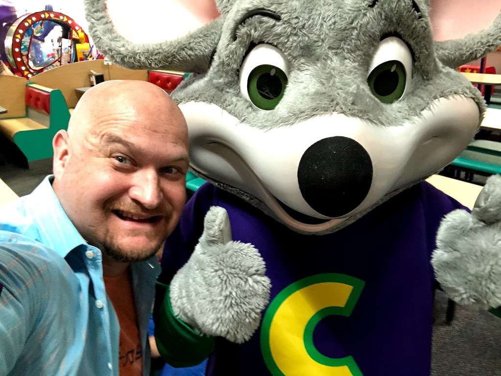 Chuck E. Cheese | 7142 Carpenter Rd, Skokie, IL 60077, USA | Phone: (847) 679-8180