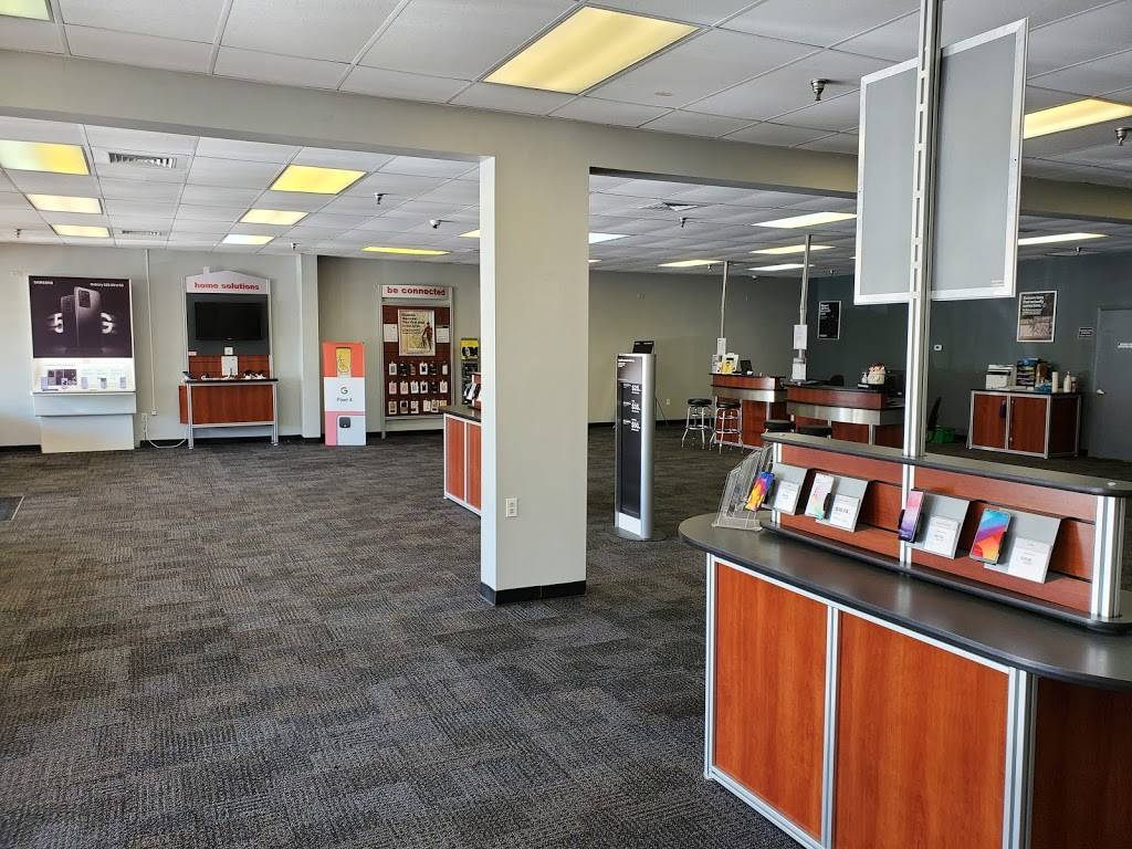 Verizon Authorized Retailer - Russell Cellular | 4615 Gulf Blvd #101, St Pete Beach, FL 33706 | Phone: (727) 851-9835