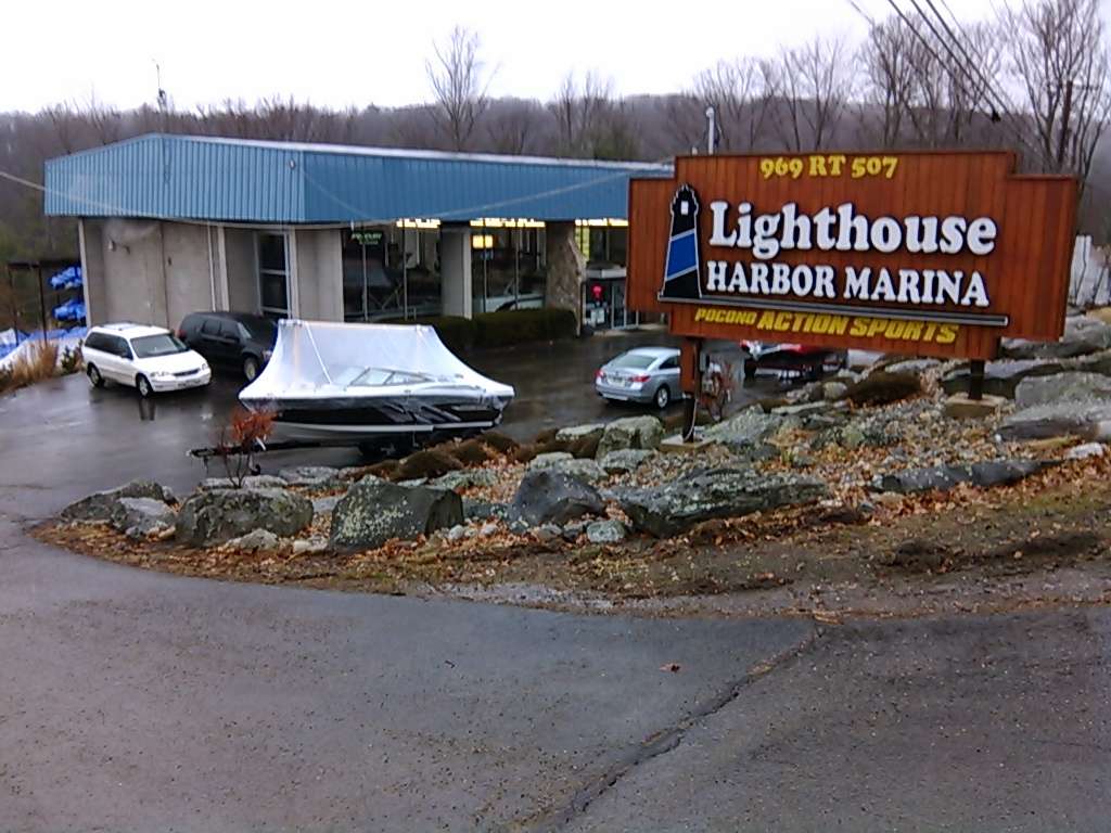 Lighthouse Harbor Marina | 969 PA-507, Greentown, PA 18426 | Phone: (570) 857-0220