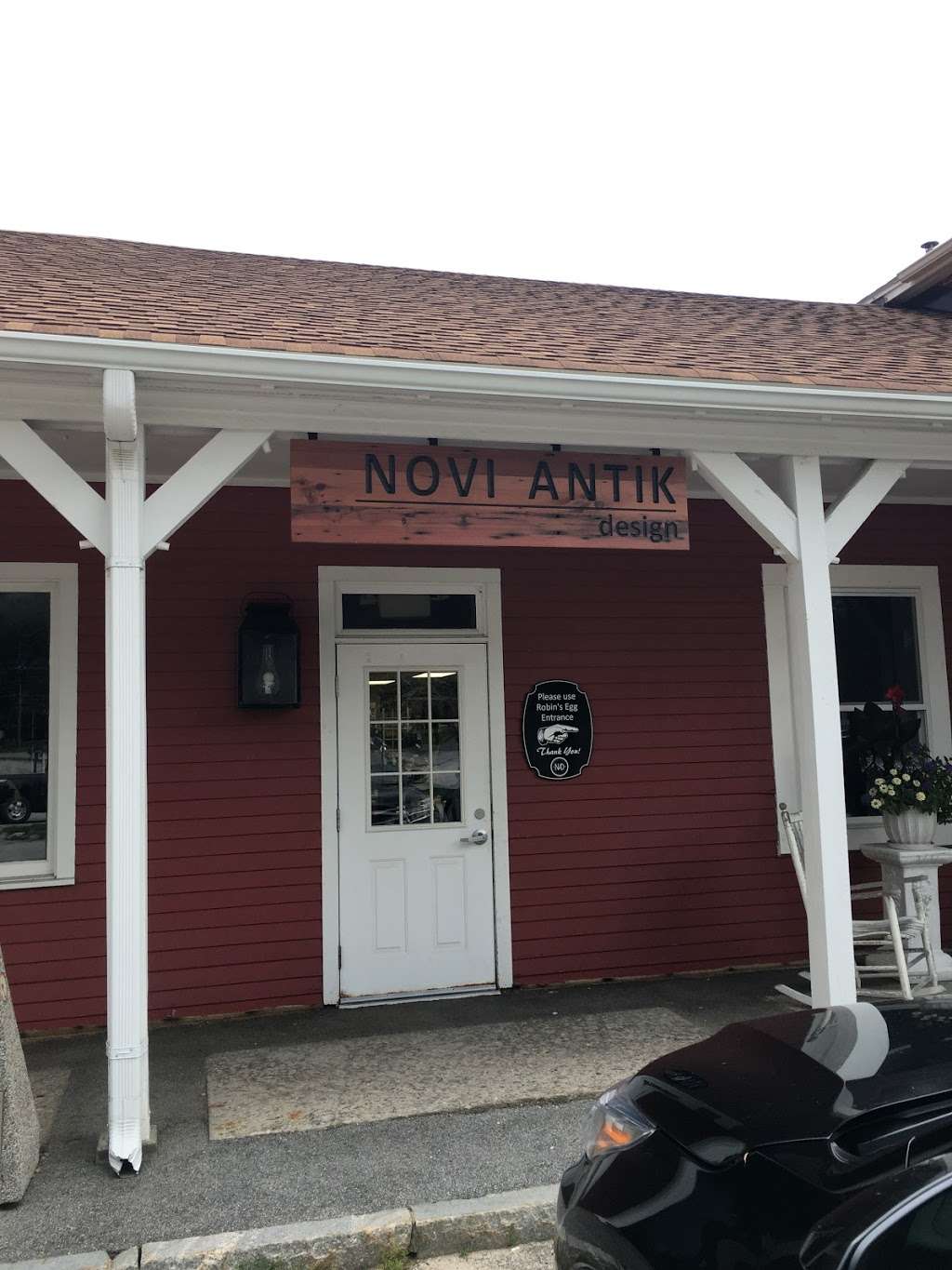 Novi Antik Design | Meeting Place Plaza, 199, NH-101, Amherst, NH 03031 | Phone: (603) 851-4287