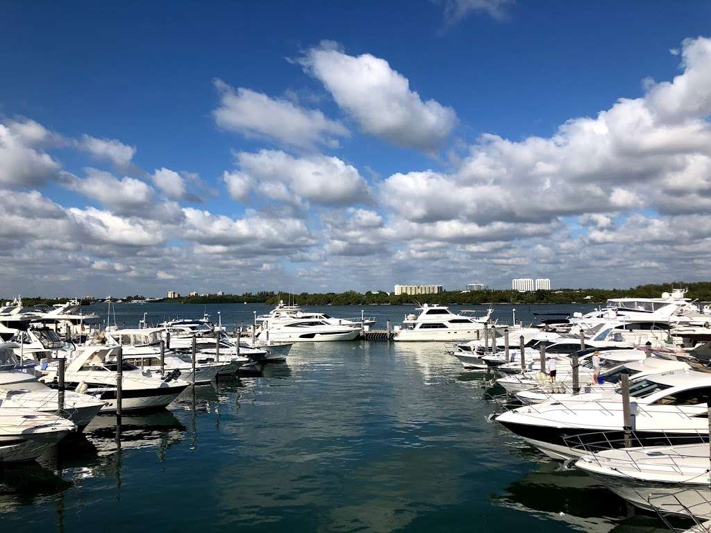 Bill Bird Marina | 10800 Collins Ave, Miami Beach, FL 33154, USA | Phone: (305) 947-3525