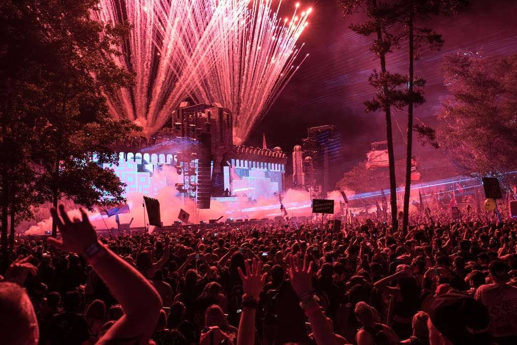 Middlelands Festival | 301-305 Reinfaire Rd, Todd Mission, TX 77363, USA