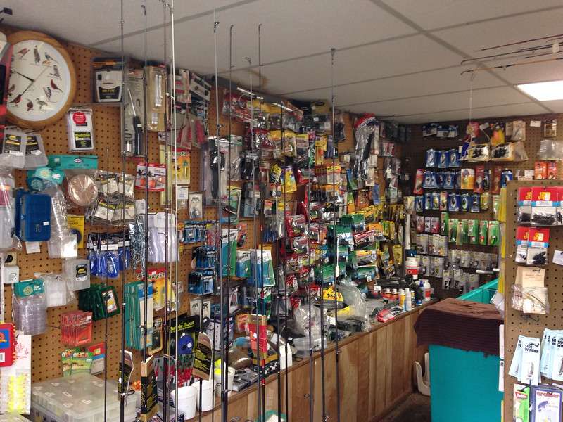 Klotzs Bait & Tackle Shop | 216 Hess Ave, Hellertown, PA 18055, USA | Phone: (610) 838-7970