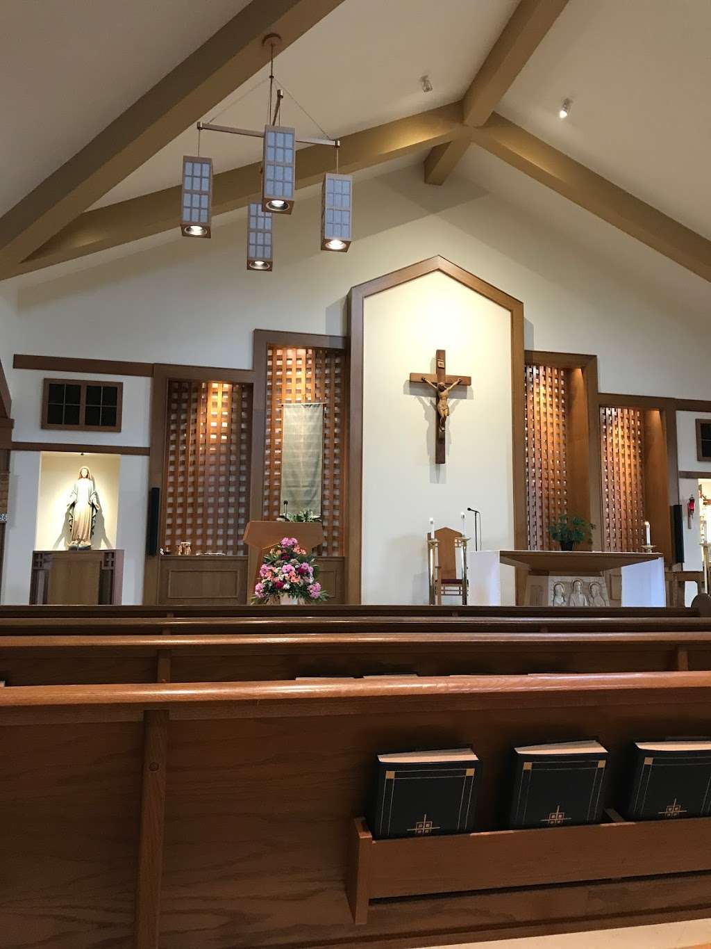 Church of St. Benedict | 2020 Chestnut Hill Rd, Mohnton, PA 19540, USA | Phone: (610) 856-1006