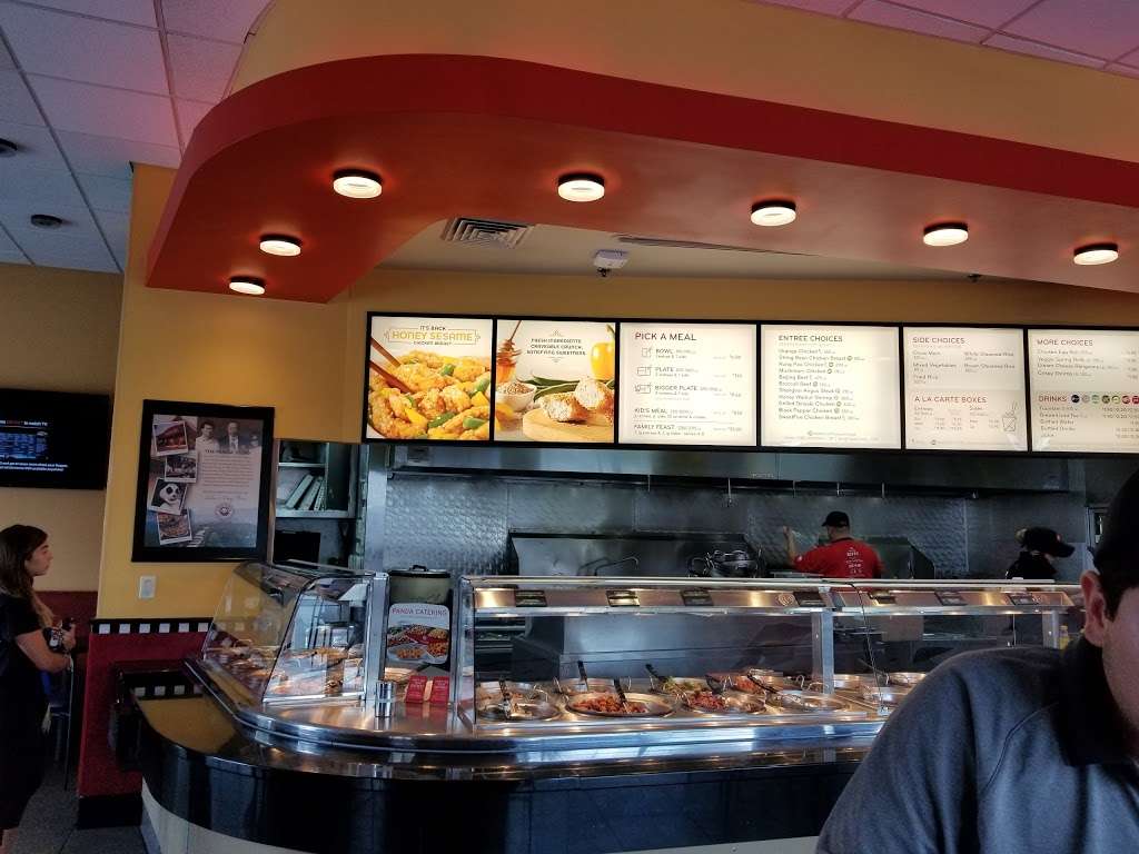 Panda Express | 128 North Ave, Northlake, IL 60164, USA | Phone: (708) 409-1219