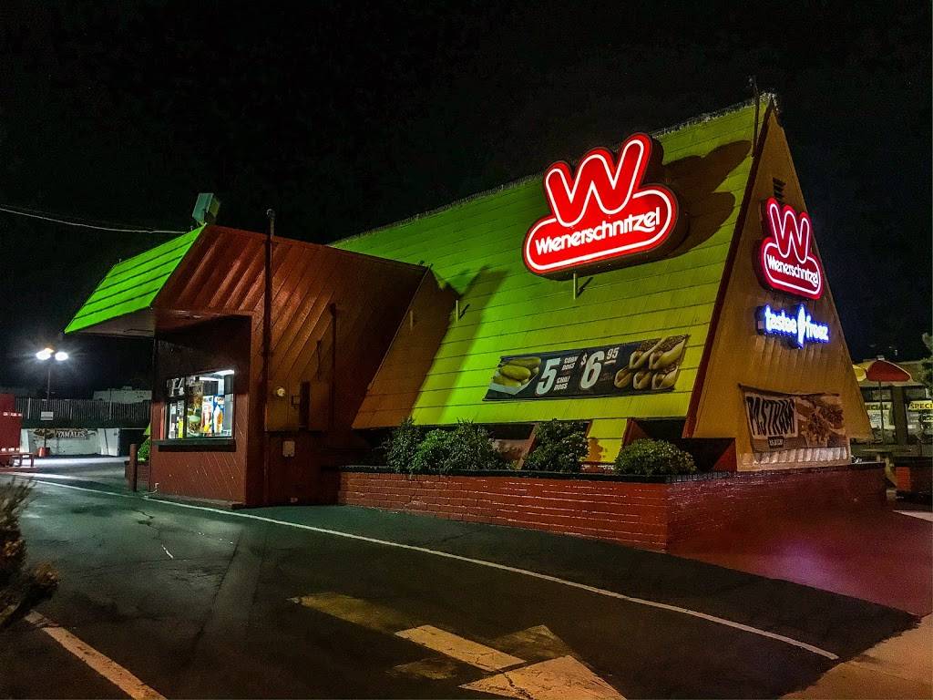 Wienerschnitzel | 1825 Highland Ave, National City, CA 91950 | Phone: (619) 477-7290