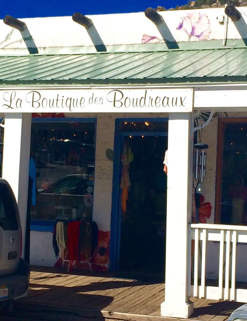 La Boutique Des Boudreaux | 309 Bear Creek Ave, Morrison, CO 80465, USA | Phone: (303) 697-8661
