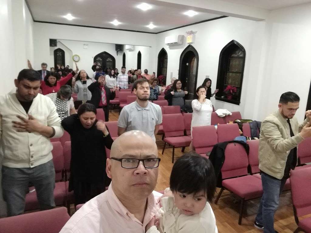 Iglesia Cristiana El Salvador Jesucristo.Assemblies of God/Asamb | 192-07 Jamaica Ave, Hollis, NY 11423, USA | Phone: (718) 740-2600