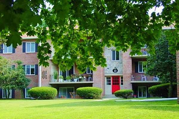 Paoli Place Apartments and Townhomes | 27 E Central Ave, B11, Paoli, PA 19301 | Phone: (610) 644-3333