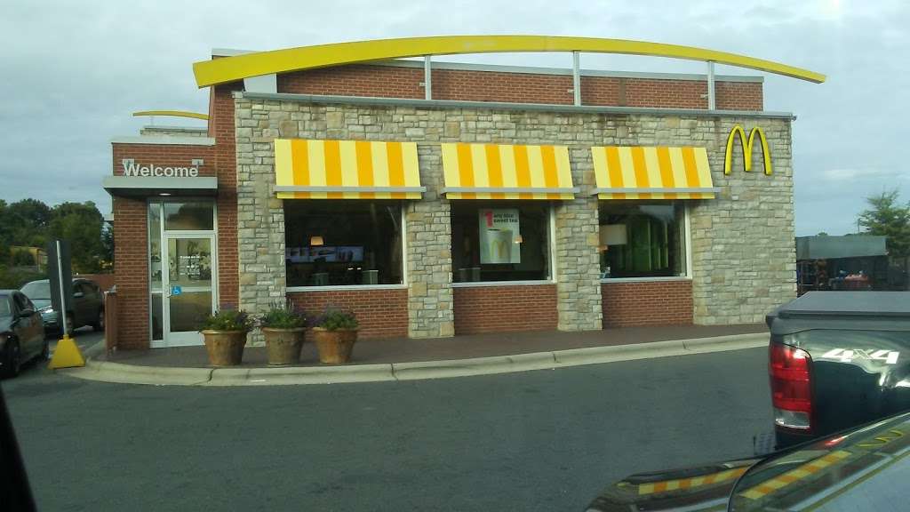 McDonalds | 3490 Hwy 21 Byp, Fort Mill, SC 29715 | Phone: (803) 547-8844