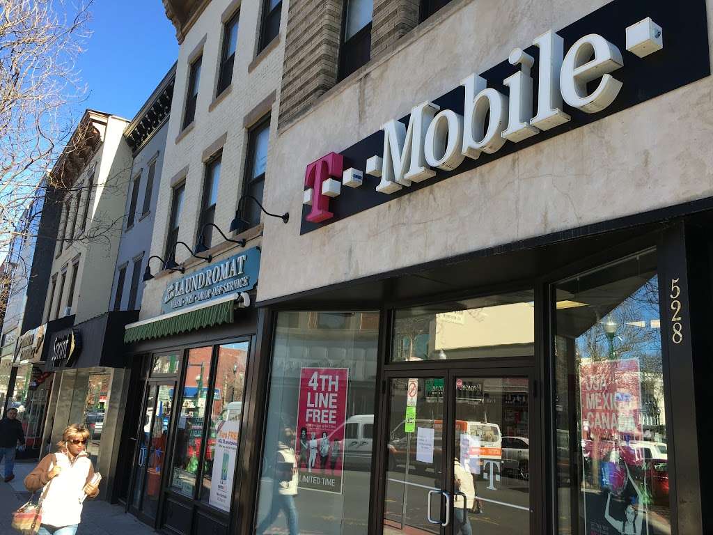 T-Mobile | 528 Main St, New Rochelle, NY 10805, USA | Phone: (914) 365-1369
