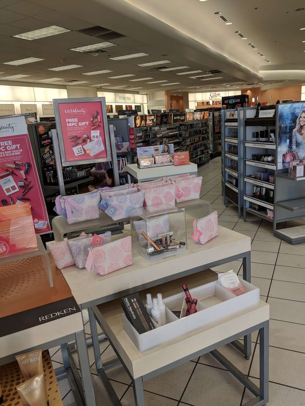 Ulta Beauty | 1927 N Campus Ave, Upland, CA 91784, USA | Phone: (909) 931-0608