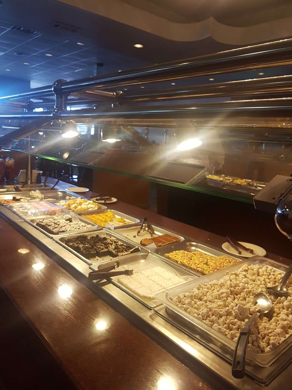 Grand Buffet | 125 E Boling Hwy, Wharton, TX 77488, USA | Phone: (979) 531-1818