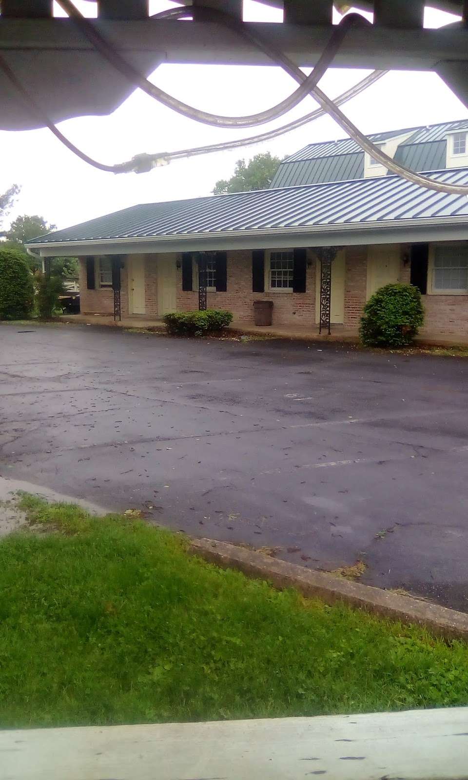 Sunset Valley Motel | 2288 New Holland Pike, Lancaster, PA 17601, USA | Phone: (717) 656-2091