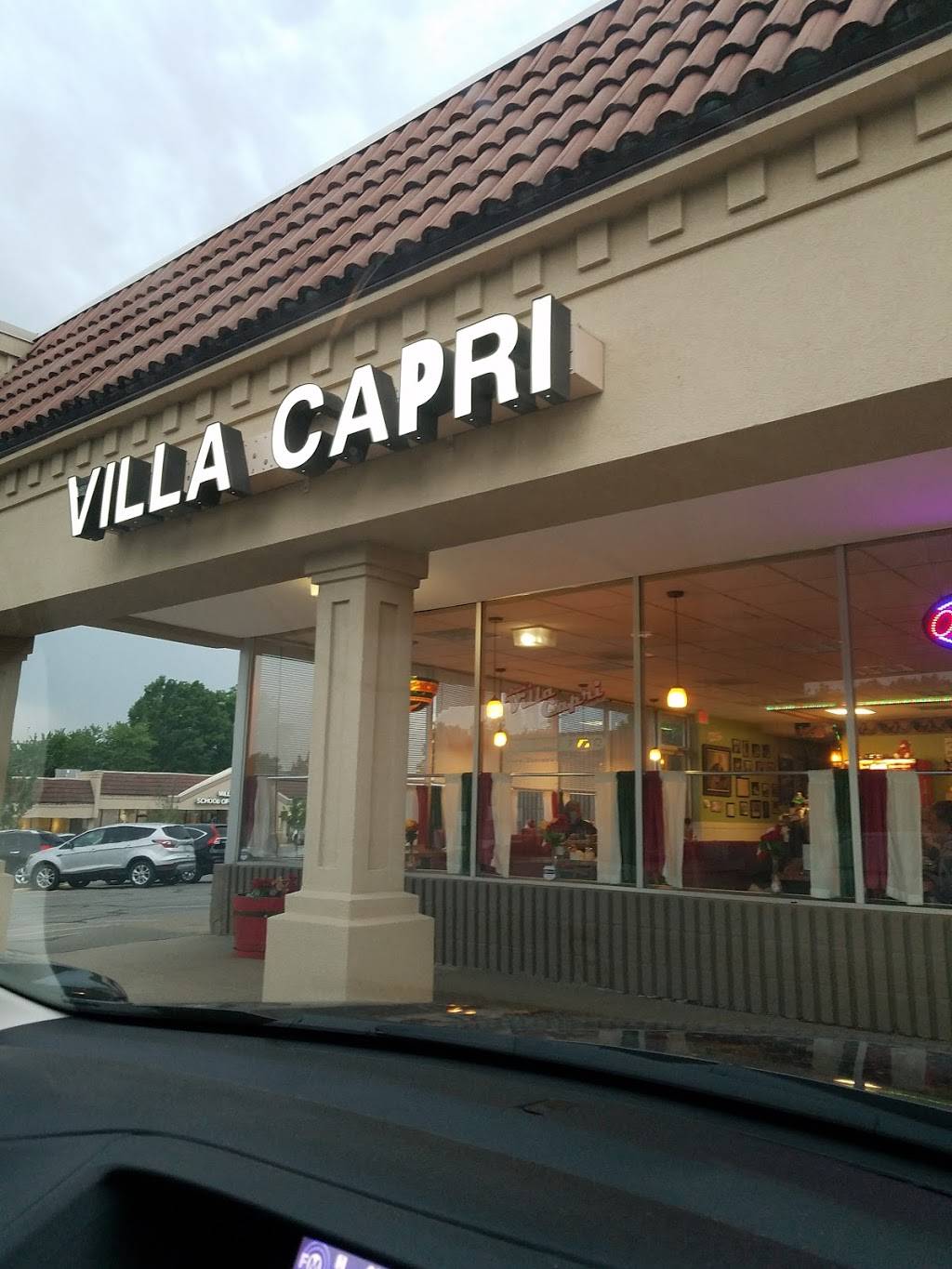 Steves Villa Capri | 10412 Mastin St, Overland Park, KS 66212, USA | Phone: (913) 648-7770