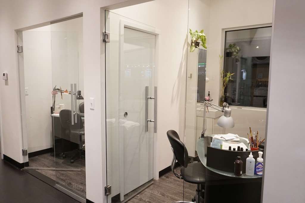 Dramatics Luxe, Salon|Spa | 402 W Center St, West Bridgewater, MA 02379, USA | Phone: (508) 580-4050