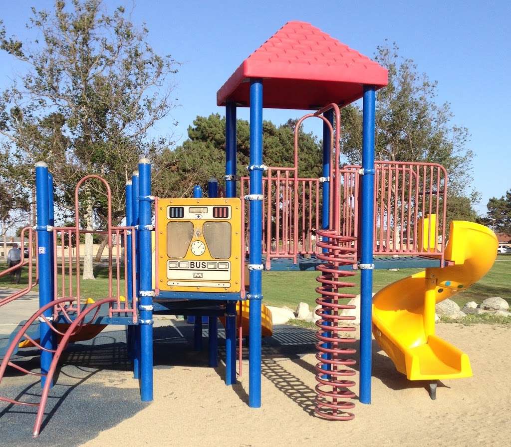 Columbia Regional Park | 4045 190th St, Torrance, CA 90504, USA | Phone: (310) 328-5310