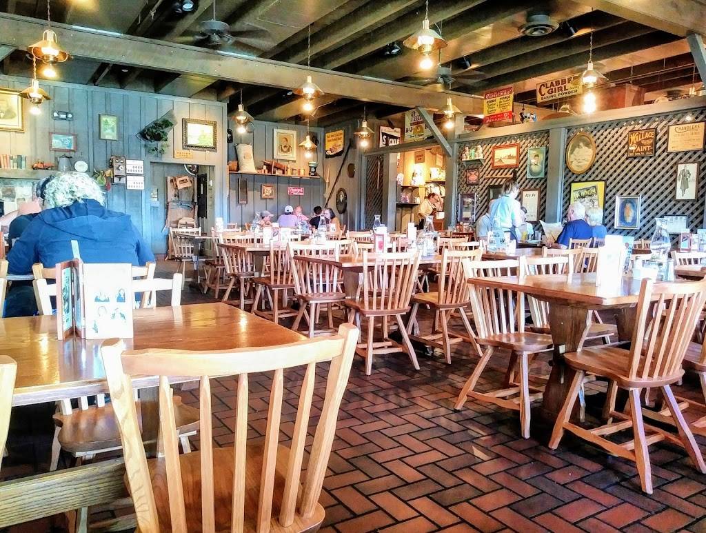 Cracker Barrel Old Country Store | 4119 Columbus St, Ottawa, IL 61350, USA | Phone: (815) 431-9779