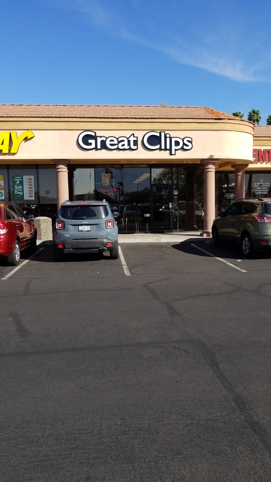 Great Clips | 10659 W Grand Ave Ste 3, Sun City, AZ 85351, USA | Phone: (623) 972-1038