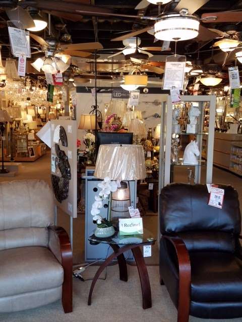 Lamps Plus | 1376 W 7th St, Upland, CA 91786, USA | Phone: (909) 982-1967