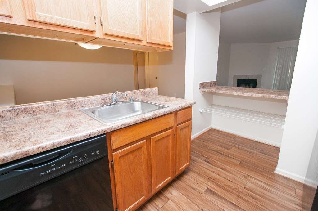 McDonogh Township Apartments, 6 Homestead Dr, Owings Mills, MD 21117, USA