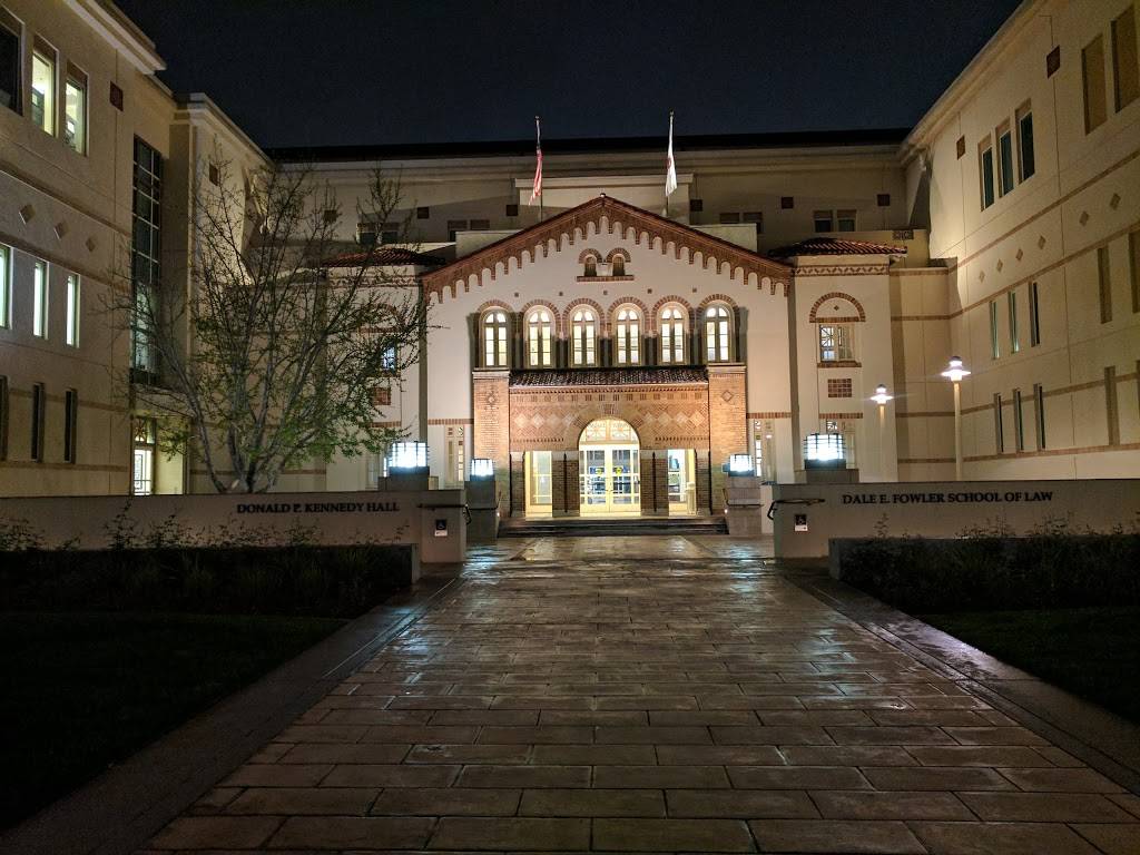 Chapman University, Fowler School of Law | 1 University Dr, Orange, CA 92866, USA | Phone: (714) 628-2500