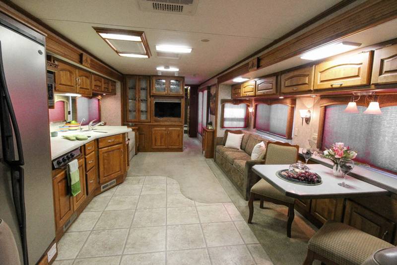 RV Arizona Consignment Specialists | 12495 NW Grand Ave, El Mirage, AZ 85335, USA | Phone: (623) 972-4700