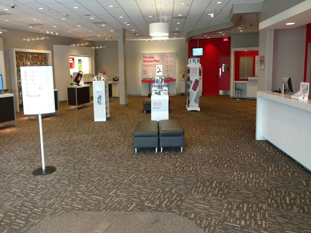 Verizon | 21841 Hawthorne Blvd, Torrance, CA 90503, USA | Phone: (310) 316-0385