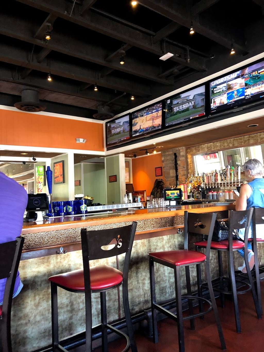 Chilis Grill & Bar | 1025 N Dobson Rd, Mesa, AZ 85201, USA | Phone: (480) 969-0515