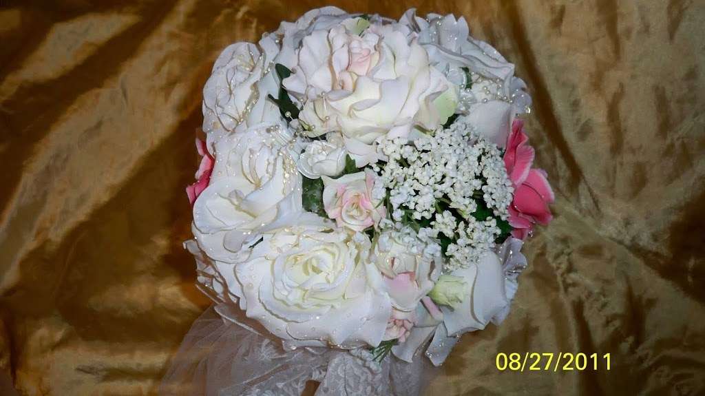 Smiths Floral Boutique | 68 Lake Region Blvd, Monroe, NY 10950, USA | Phone: (845) 662-4755