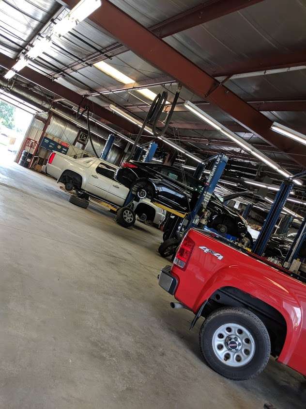 Kyners Auto Sales, Inc. | 2040 Lincoln Way E, Chambersburg, PA 17202, USA | Phone: (717) 261-1511