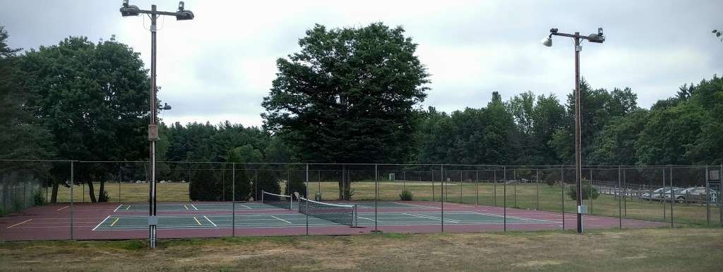 Tennis Courts at Greeley Park | 105 Concord St, Nashua, NH 03064 | Phone: (603) 589-3370