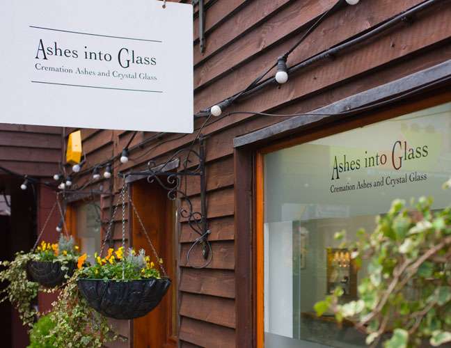 Ashes into Glass ® | Barleylands Craft Village Barleylands Rd, Billericay CM11 2UD, UK | Phone: 01268 293000