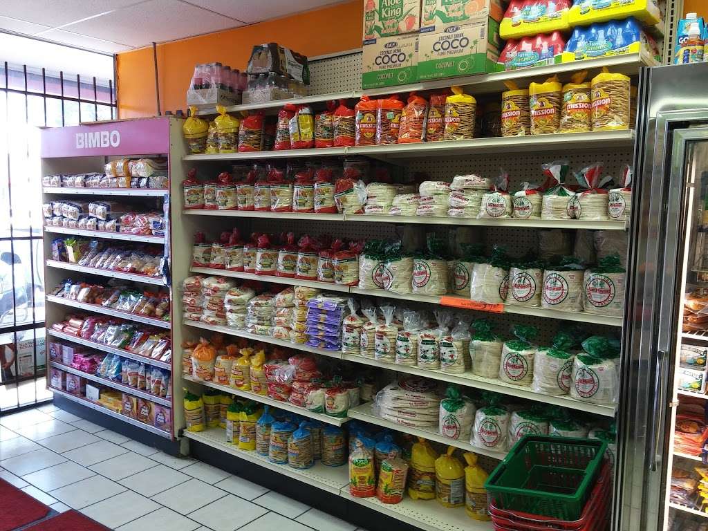 La Fiesta Meat Market | 730 Greens Rd, Houston, TX 77060, USA | Phone: (281) 405-8400