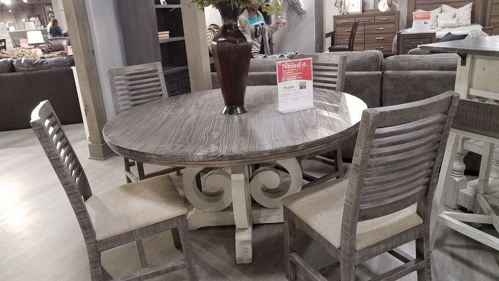 Exclusive Furniture - Webster | 21000 Gulf Fwy, Webster, TX 77598, USA | Phone: (832) 924-6550