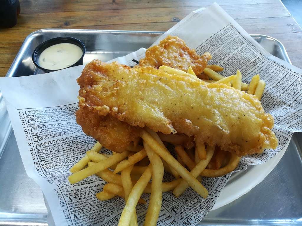 SEA SALT Seafood Fish & Chips | 4732 Hollywood Blvd, Los Angeles, CA 90027, USA | Phone: (323) 667-2653