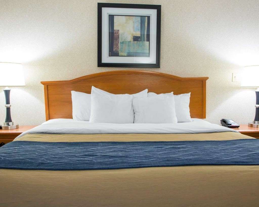 Quality Inn & Suites | 2300 Willowcreek Rd, Portage, IN 46368 | Phone: (219) 763-7177