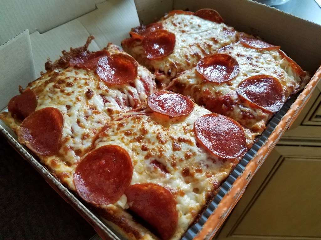 Little Caesars Pizza | 1006 N Farnsworth Ave, Aurora, IL 60505 | Phone: (630) 820-8033