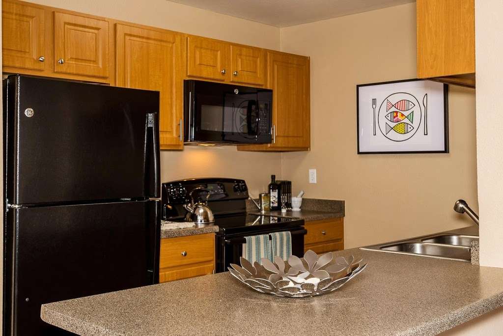 Apres Apartments | 1503 S Galena Way, Denver, CO 80247 | Phone: (303) 369-6283