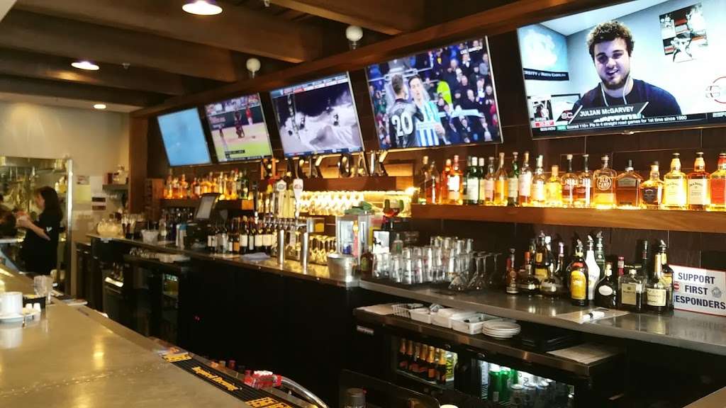 Black Oak Tavern | 9630 S Pulaski Rd, Oak Lawn, IL 60453 | Phone: (708) 572-4500