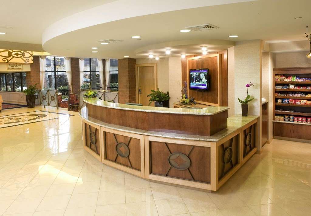 Delta Hotels by Marriott Racine | 7111 Washington Ave, Racine, WI 53406 | Phone: (262) 886-6100