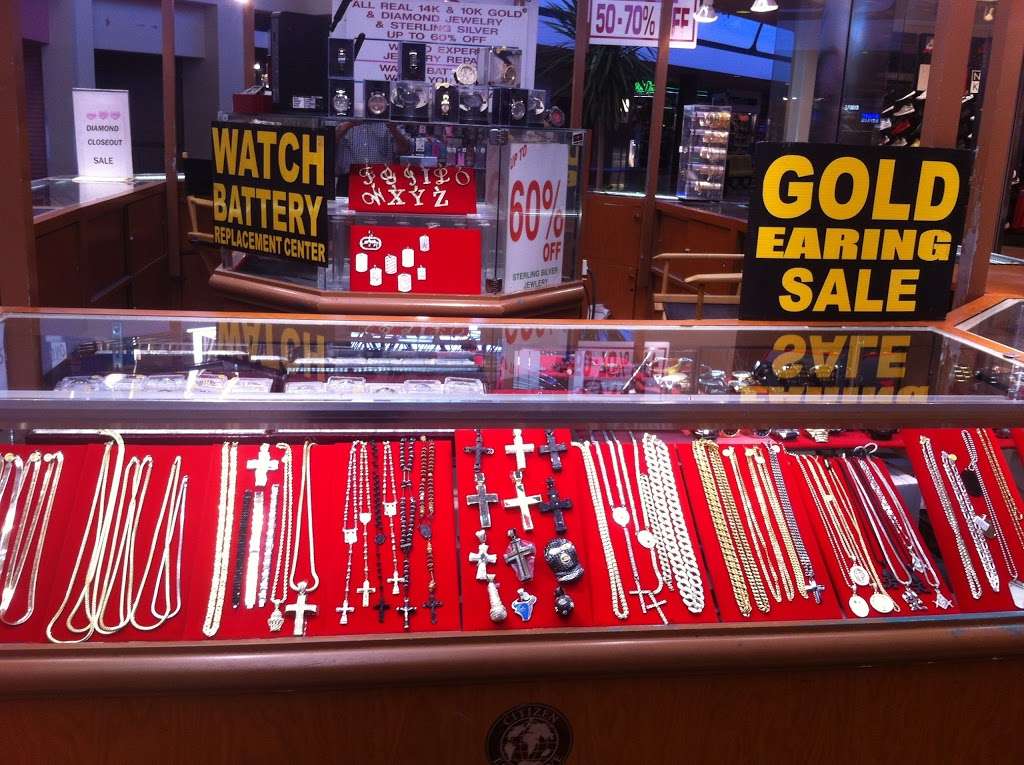 Gold Chest | K-31 San Jacinto Mall, Baytown, TX 77521, USA