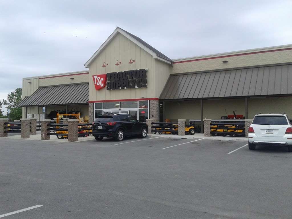 Tractor Supply Co. | 17500 Austrian Pine Way, Westfield, IN 46074, USA | Phone: (317) 896-1086