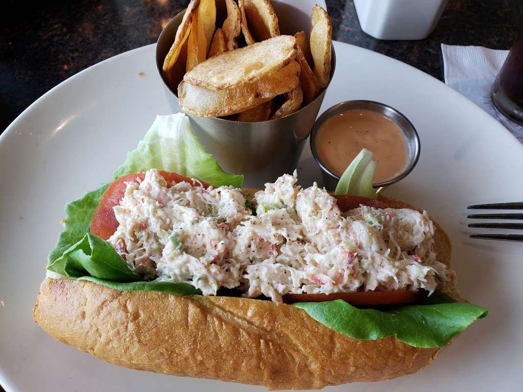 Skates on the Bay | 100 Seawall Dr, Berkeley, CA 94710, USA | Phone: (510) 549-1900