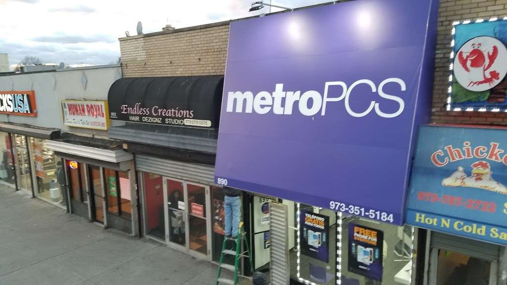 Metro by T-Mobile | 890a Springfield Ave, Irvington, NJ 07111, USA | Phone: (973) 351-5184