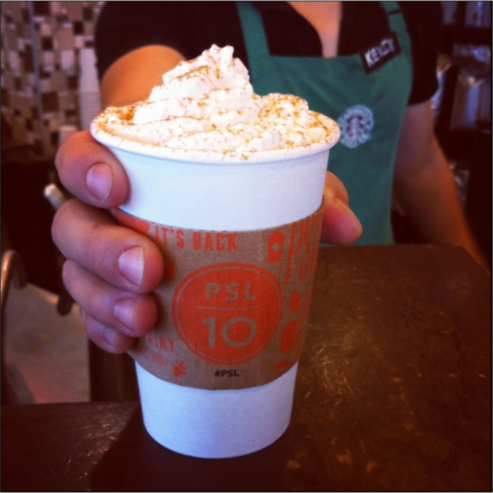 Starbucks | 3920 Dougall Ave, Windsor, ON N9G 1X2, Canada | Phone: (519) 250-1101