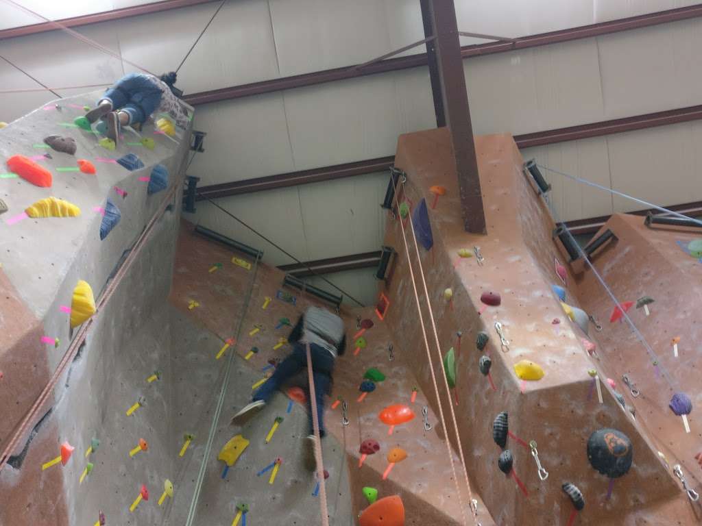 Vertical Rock Indoor Climbing Center | 10225 Nokesville Rd, Manassas, VA 20110, USA | Phone: (855) 822-5462