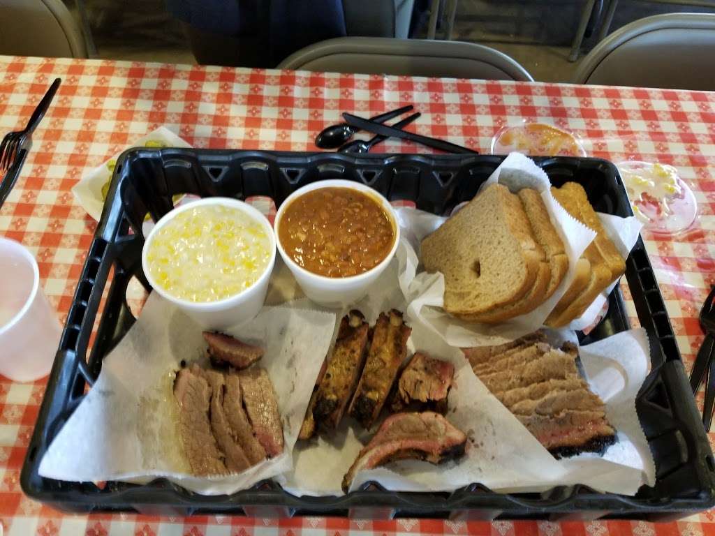 Rudys "Country Store" and Bar-B-Q | 14620 Northwest Fwy, Houston, TX 77040, USA | Phone: (713) 462-3337